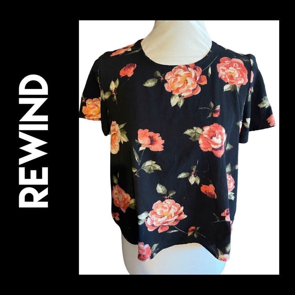 Rewind Black With Floral Design Short Sleeve Blouse Size Medium
